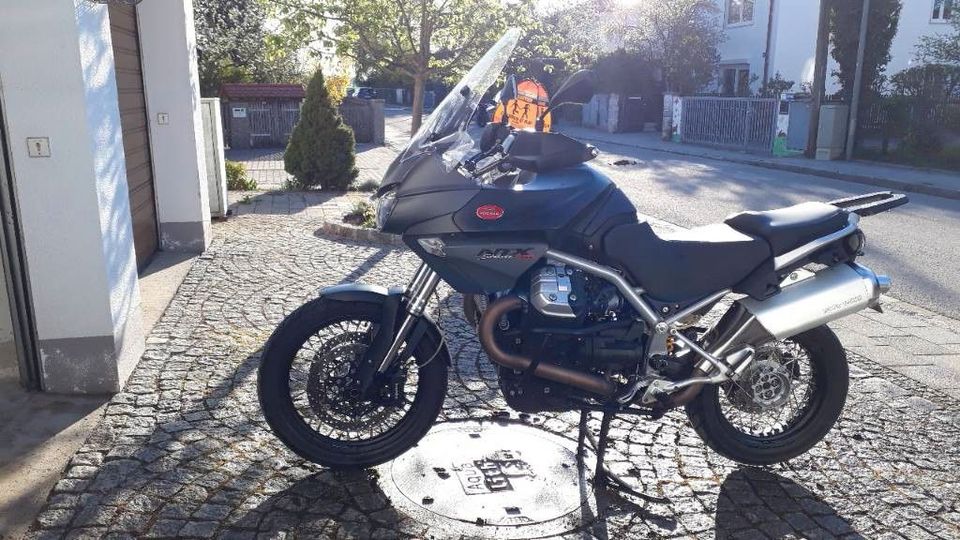 Moto Guzzi Stelvio 1200 NTX ABS + Rollenstösel in Baldham