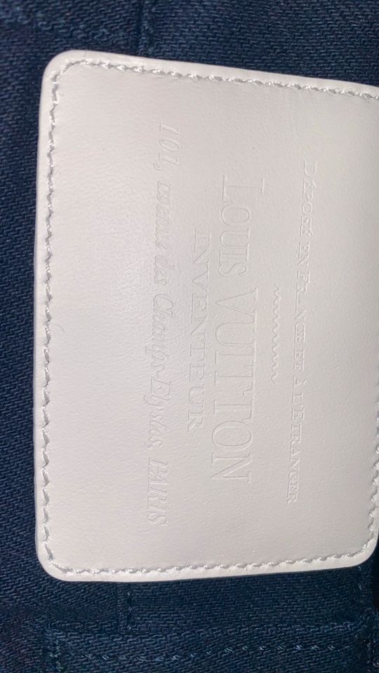 Exclusive Jeans von Louis Vuitton Gr.40(FR) in Essen