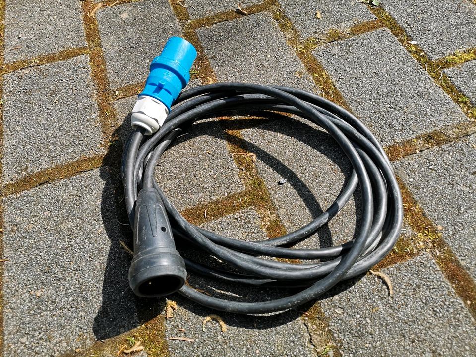 CEE Adapter Kabel Camping Wohnwagen 5m Schuko Kupplung Zelten in Dresden