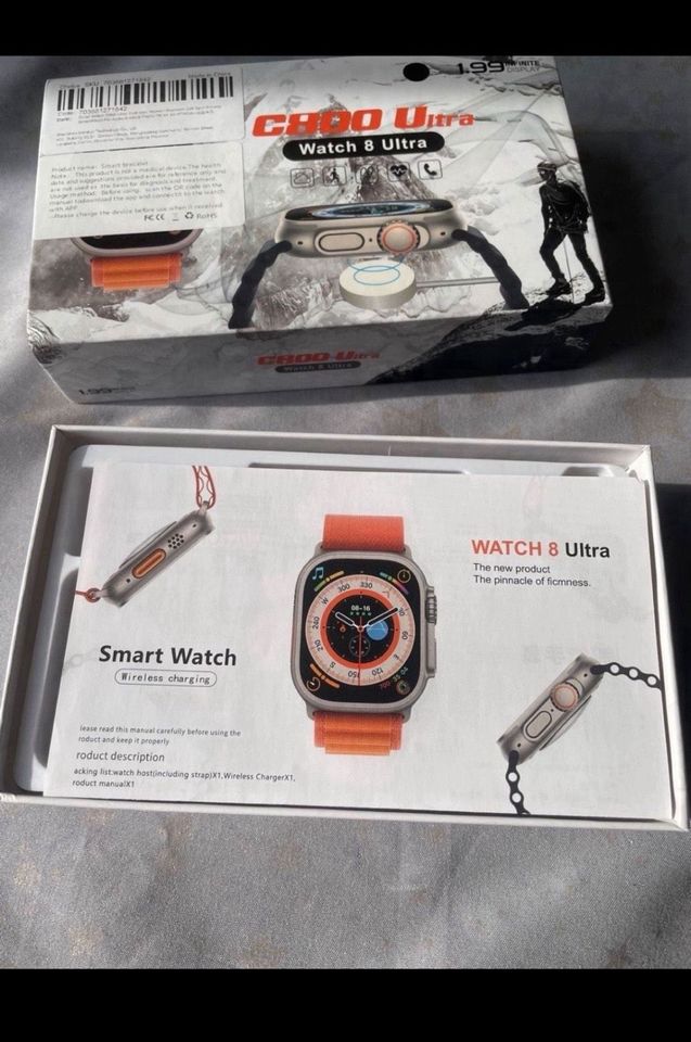Smart Watch mit Original Verpackung und Ladezusatz siehe Bild in Düsseldorf