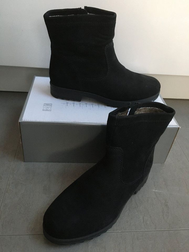 remonte, Schuhe Stiefel gefüttert Winter Weihnachten, Gr.36 - NEU in Laatzen