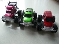 3 Spielzeugautos, Monster Trucks, NEU-wertig, Top-Zustand Hessen - Maintal Vorschau