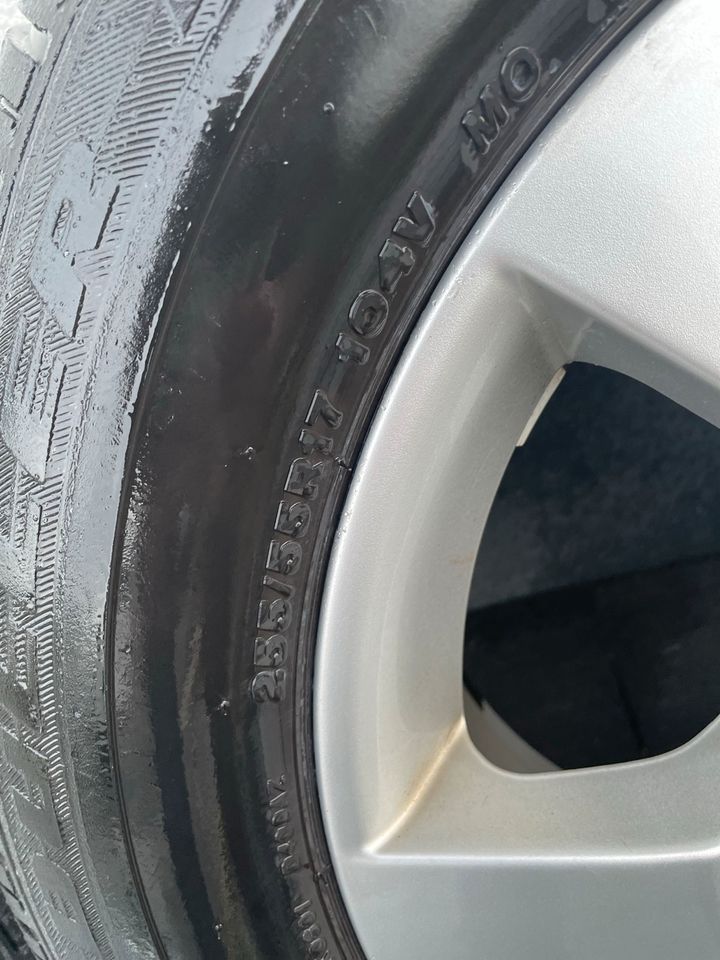 Mercedes Benz Alufelgen mit Reifen in Bergheim