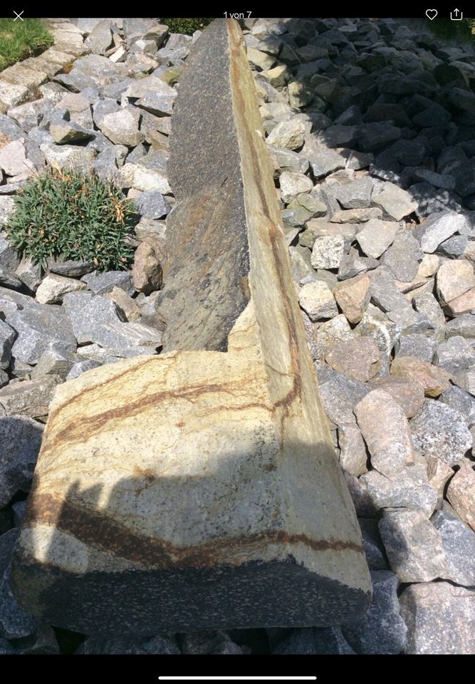 Basalt Säule Stele Höhe ca 1,70 cm sehr schöne Maserung in Abensberg