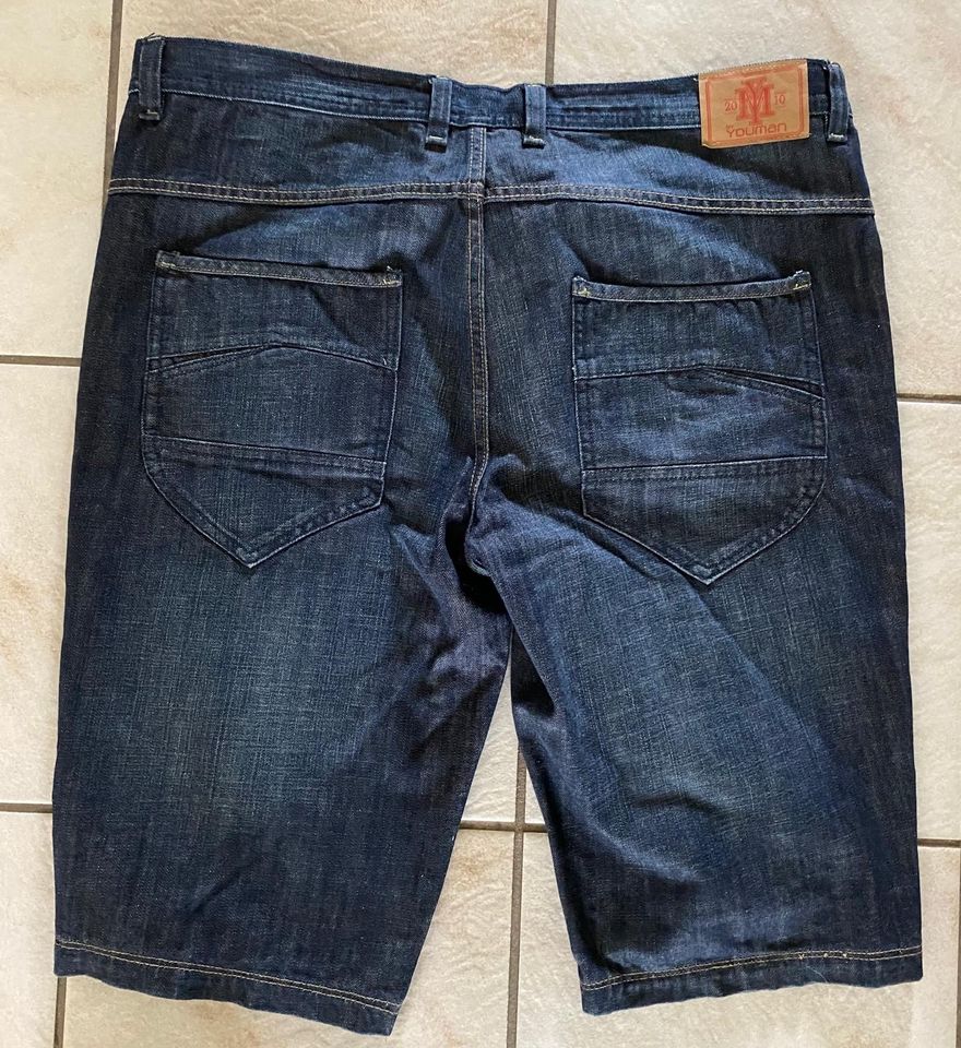Herren- Jeans, kurz, Größe 28 (56), blau, neuwertig in Oberhausen