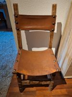 Alter antiker Stuhl, Holzstuhl mit Leder, Vintage Design Nordrhein-Westfalen - Langenfeld Vorschau