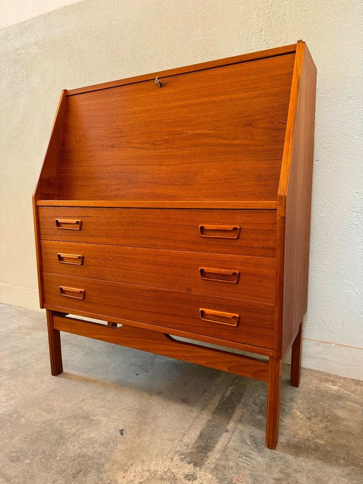 @ DYRLUND TEAK SEKRETÄR SCHREIBTISCH SIDEBOARD MID CENTURY in Berlin