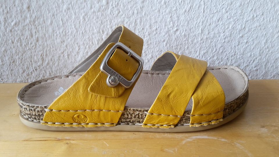 RIEKER 41 Sandale Pantolette gelb NEU in Bonn