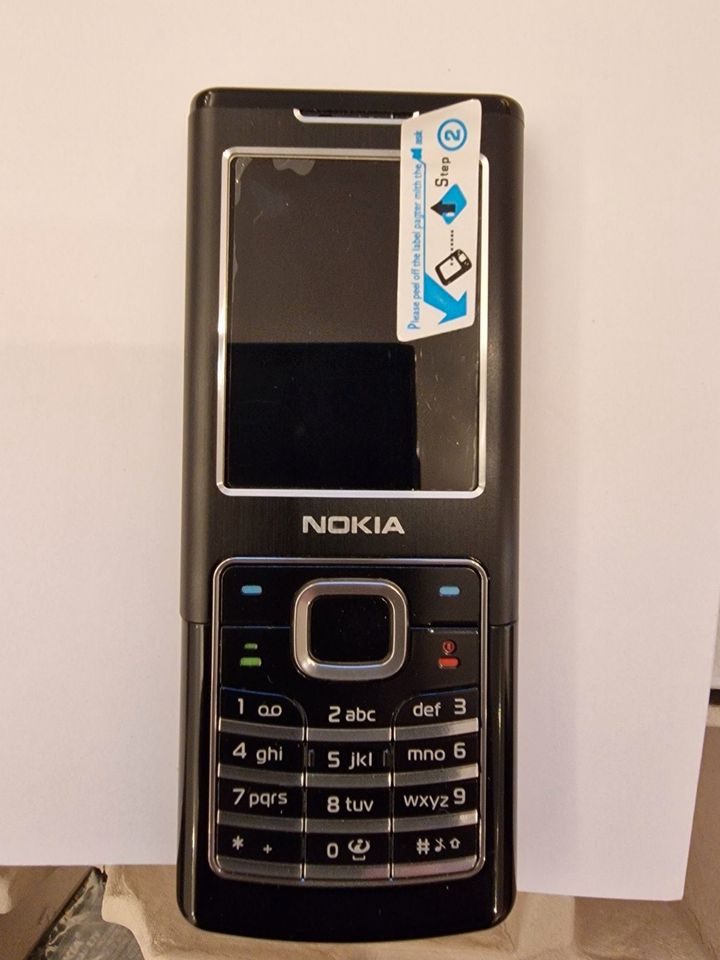 Nokia 6500 classic black, Handy, Kamera und Display in Folie in Frankfurt am Main
