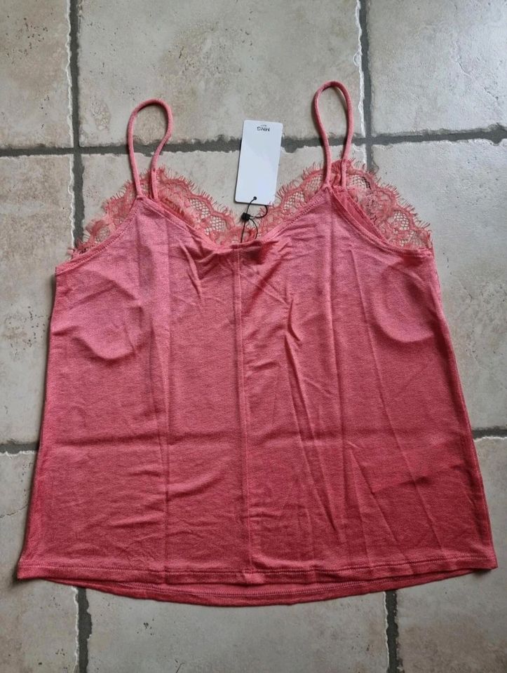 Mango Top koralle Gr. M Neu in Bucha