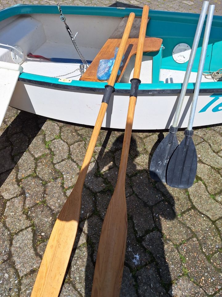 Optimist, Opti, Segeljolle, Ruderboot in Bülkau