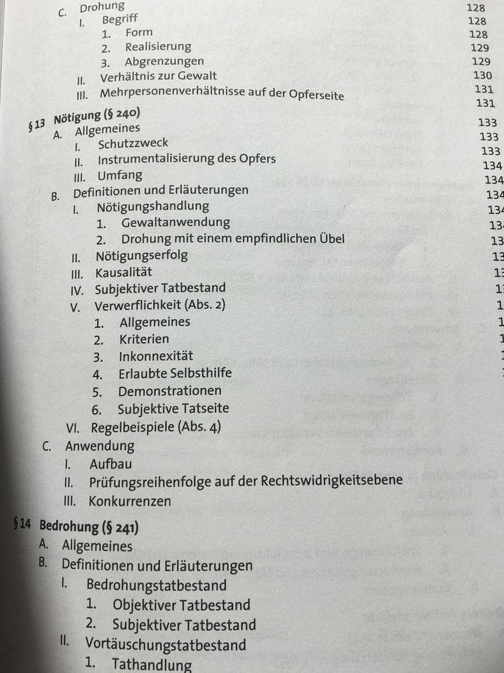 Strafrecht besonderer Teil I, Straftaten gegen Staat, Gesellschaf in München