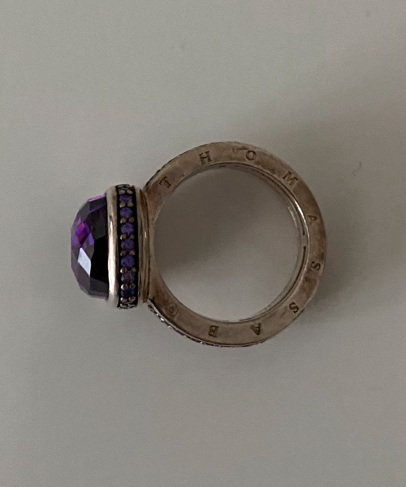 Exklusiver Ring von Thomas Sabo, Gr. 54, lila in Duisburg