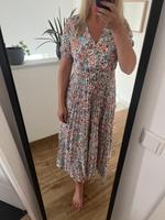 Sommerkleid Plissee bunt Gr 38 40 weiß Bayern - Schwarzenfeld Vorschau