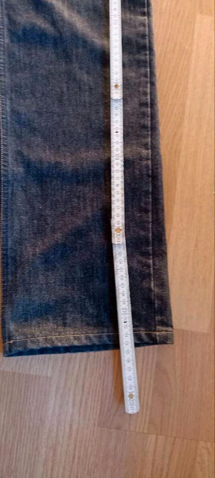 BOGNER Herrenjeans gr 102 Top in Dortmund