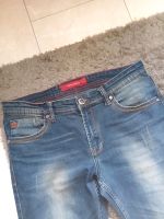 Verkaufe eine Dsquared 2 Jean.Gr.33 Nordrhein-Westfalen - Hamm Vorschau