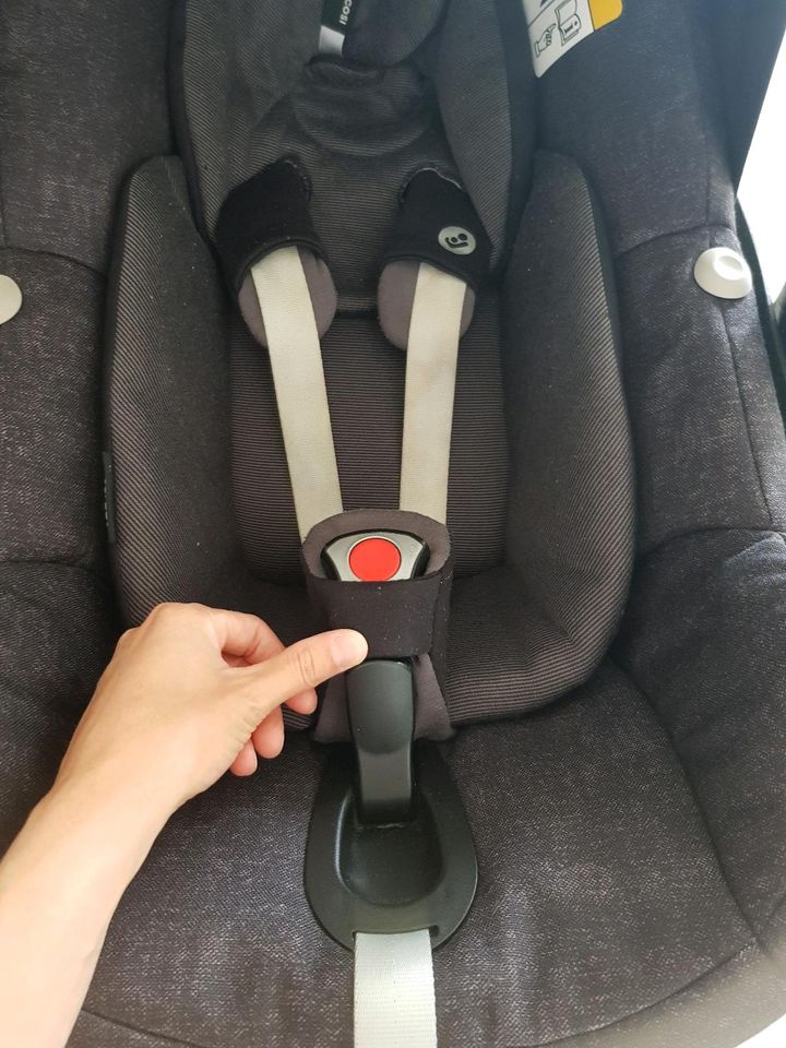 Maxi Cosi Pebble Pro i-Size in Bottrop