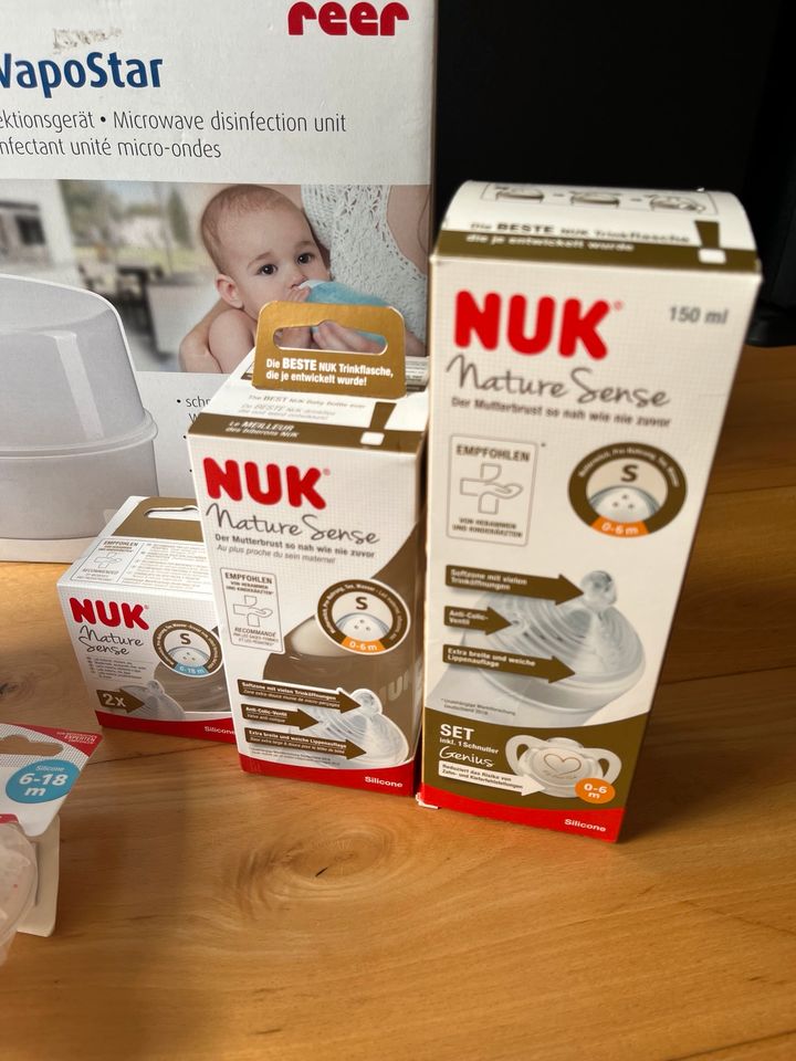 NUK Vaporisator Flaschen und Schnuller 0-6 Monate babyflaschen in Frankfurt am Main