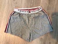 Tommy Hilfiger Shorts grau Size M Aachen - Aachen-Mitte Vorschau