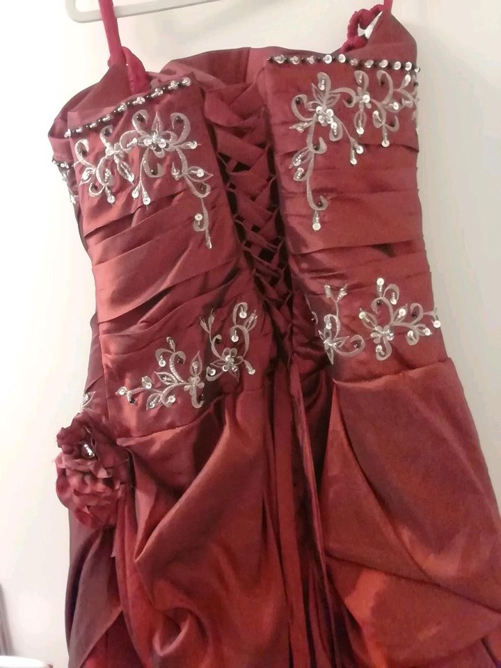 Abendkleid, Größe 48/50 in Peine