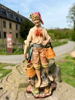 Porzellan Figur antik Wagner Apel groß Wasser Träger bunt Nordrhein-Westfalen - Datteln Vorschau