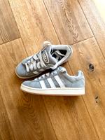 Adidas Campus grau Gr. 42,5/US9 in top Zustand Bayern - Dießen Vorschau