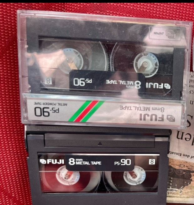NEU - 2 FUJI Videokassette /-tape Metal Tape PS90 (8 mm) in Köln