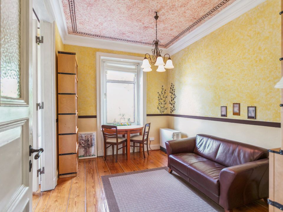 Alster und Lange Reihe um die Ecke! Traumhafte 2,5-Zimmer-Altbauwohnung zentral in HH-St.Georg in Hamburg