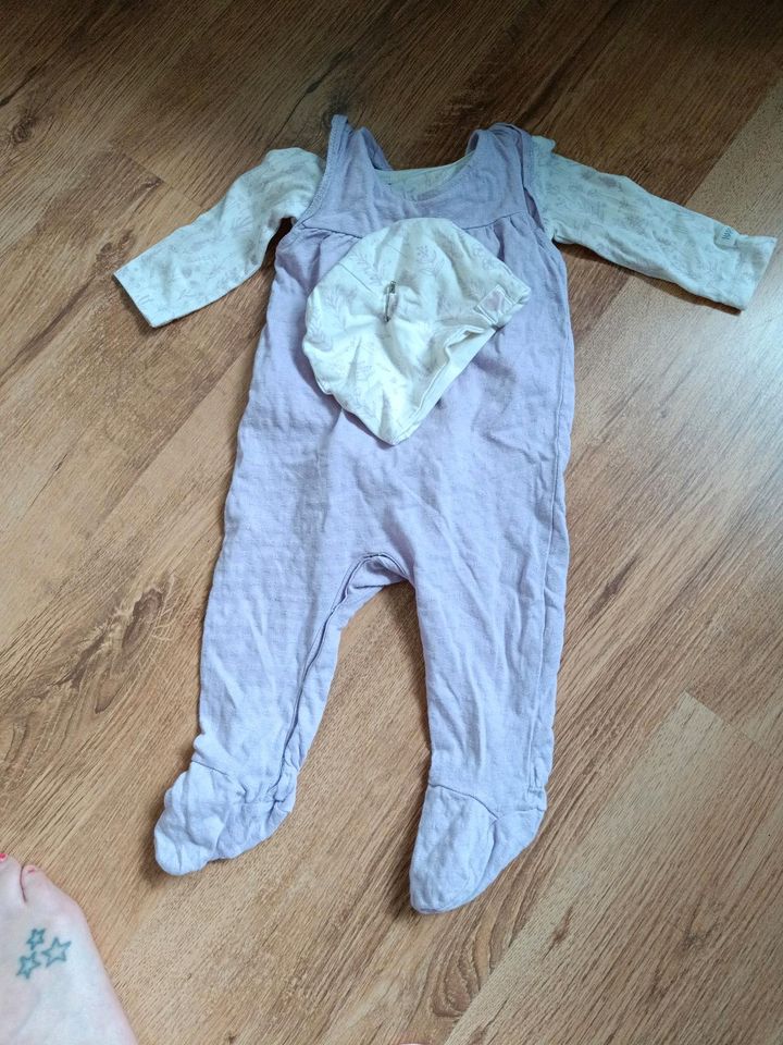 Jungen / Mädchen Kleidung jedes Teil 1€ in Cuxhaven