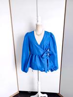 NA-KD blaue Peplum Wickelbluse Schleife Schößchen 42 Sachsen-Anhalt - Lutherstadt Wittenberg Vorschau
