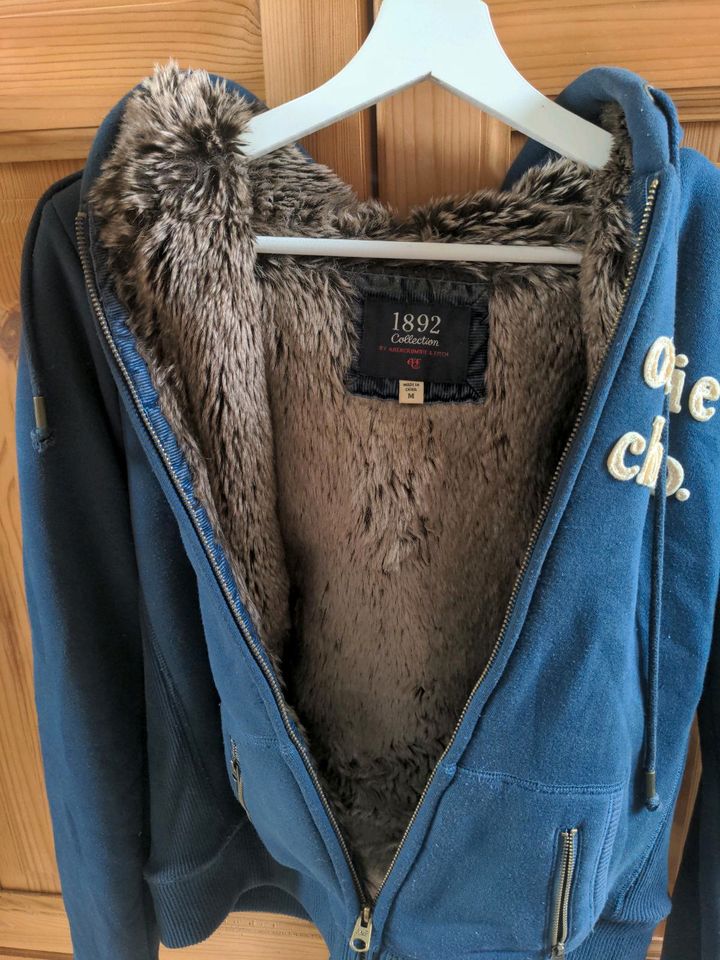 Jacke Hoodie Abercrombie&Fitch in Thale