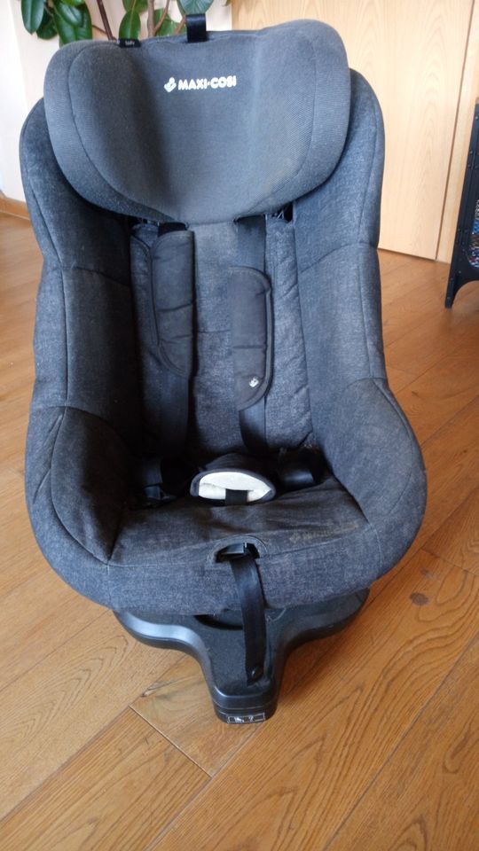 Maxi Cosi TobiFix Autokindersitz Gruppe 1 Isofix in Dünfus