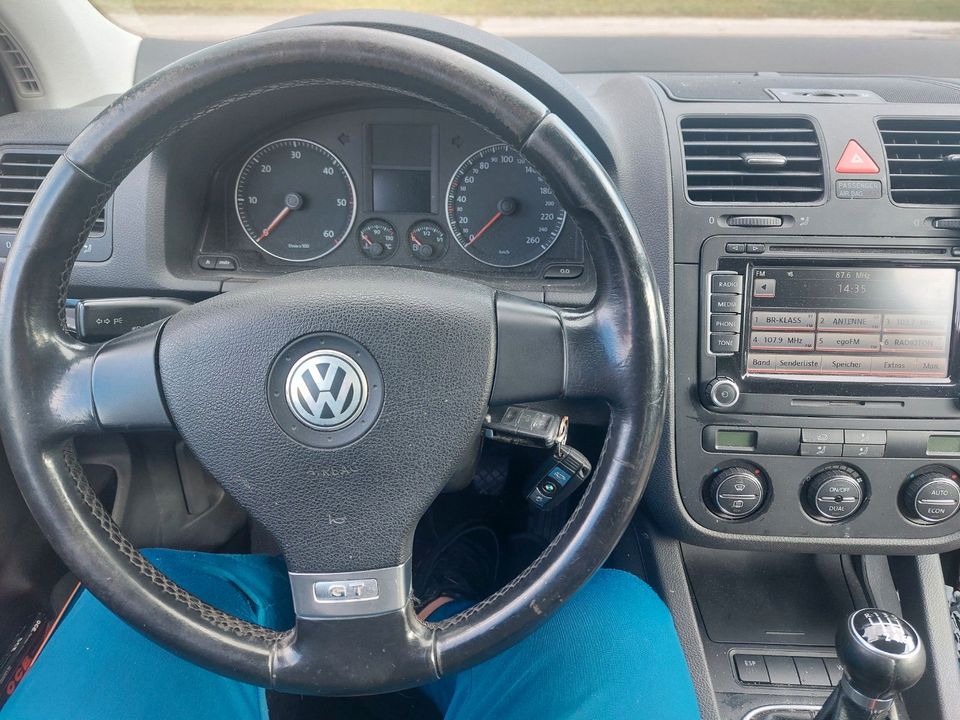 Volkswagen Golf 2.0 TDI GT GT in München