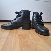 Top schwarze Lederboots Stiefel modern winterstiefel Salamander Frankfurt am Main - Nordend Vorschau