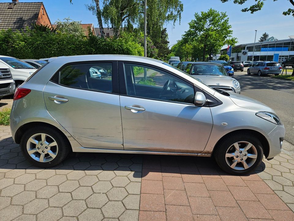 Mazda 2 Lim. 1.3 Active in Hamburg