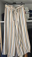 TALLY WEIJL weite Hose High Waist 7/8 Länge cropped gerades Bein Niedersachsen - Rastdorf Vorschau