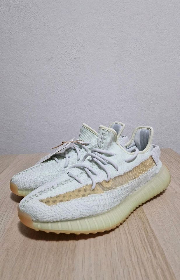 Adidas Yeezy Boost 350 V2 Hyperspace Gr. 42 2/3 NEU 2x in Oberasbach