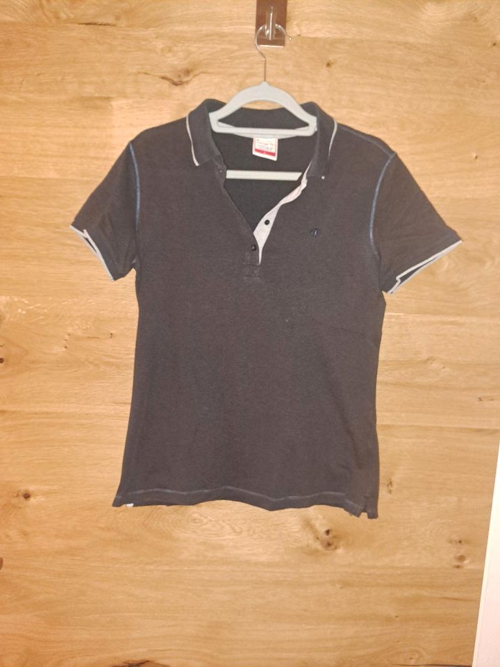 Diverse Poloshirts in Lüdenscheid