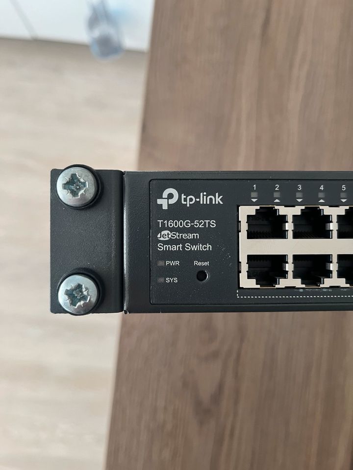TP LINK T1600G-52TS SMART SWITCH in Ludwigshafen