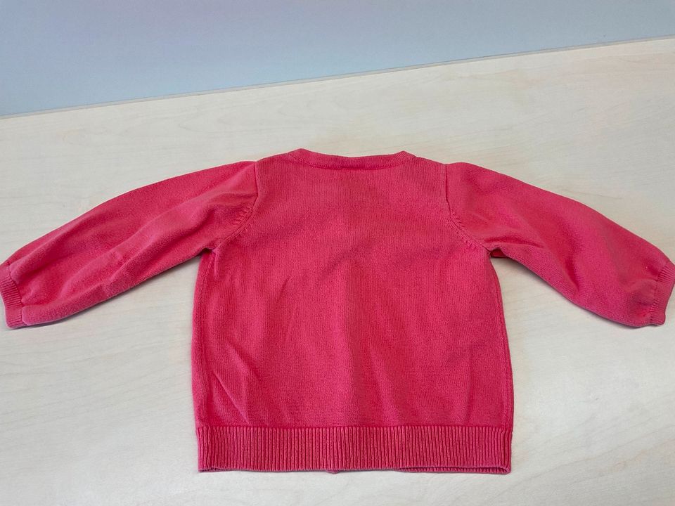 Baby H&M Strickjacke Cardigan Feinstrick Pullover Mädchen Gr. 68 in Dingolfing