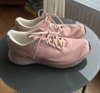 Sneaker, Turnschuhe von Decathlon wie neu Gr. 40 TOP . Nordrhein-Westfalen - Wiehl Vorschau