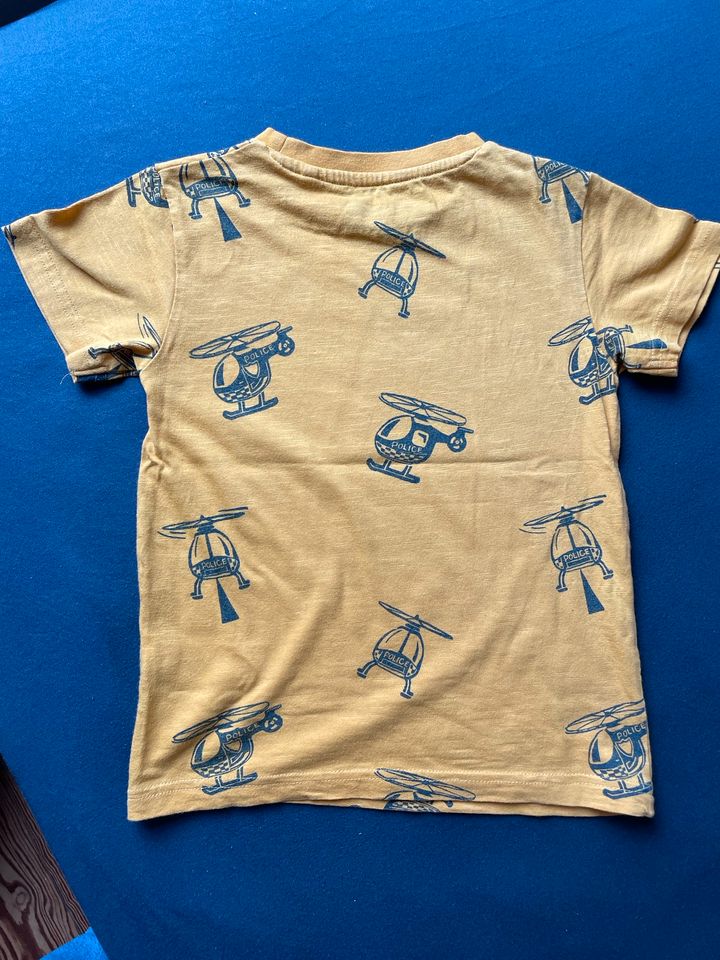 Zara Next T-Shirt 98 gelb Polizei Hubschrauber blau in Eimsbüttel - Hamburg  Eimsbüttel (Stadtteil) | Babykleidung Größe 98 kaufen | eBay Kleinanzeigen  ist jetzt Kleinanzeigen