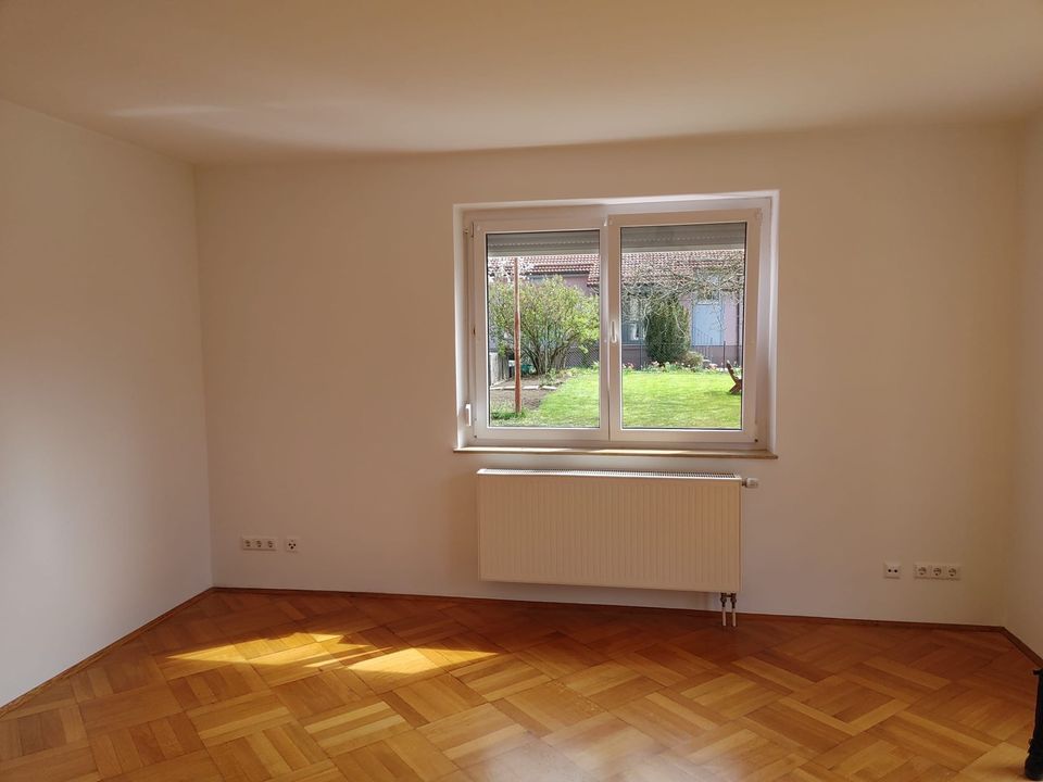 4-Zimmer-EG-Wohnung mit Balkon im Heckenacker ab 01.07.2024 in Rothenburg o. d. Tauber