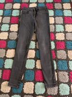 Only Jeans schwarz Gr. S/32 Hessen - Ulrichstein Vorschau