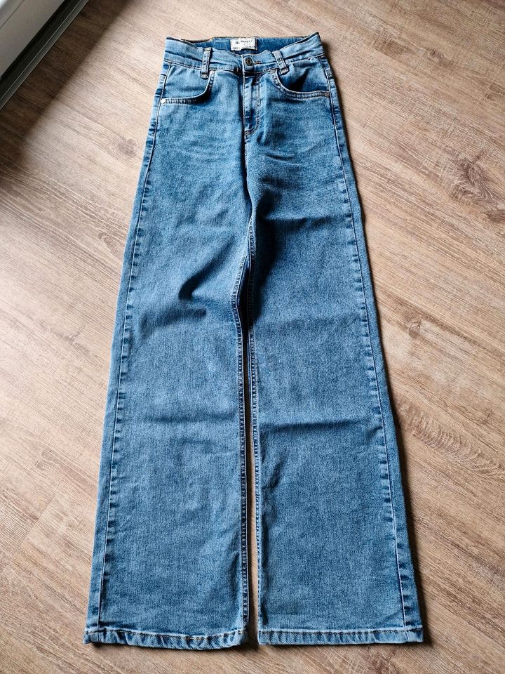 Wide leg Jeans Blue effect Gr 164 S in Löhne