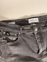 dunkel graue Jeans von Calvin Klein Nordrhein-Westfalen - Bergisch Gladbach Vorschau