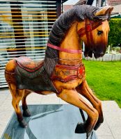 Karussell Pferd antik Höhe ca 80 tiefe 71 cm Nordrhein-Westfalen - Menden Vorschau