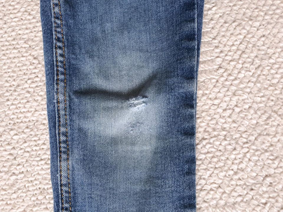 Okaidi Größe 128: Skinny Jeans in Nürnberg (Mittelfr)