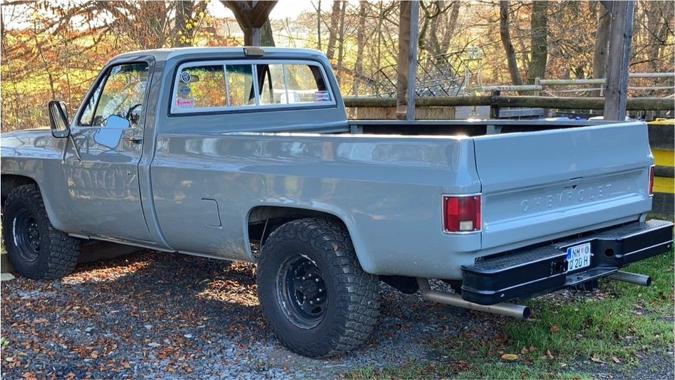 Chevrolet C20 5.7L V8 TüV in Sinzig