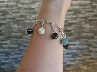 Armband mit 27 verschiedenen Edelstein Anhänger Hessen - Ahnatal Vorschau